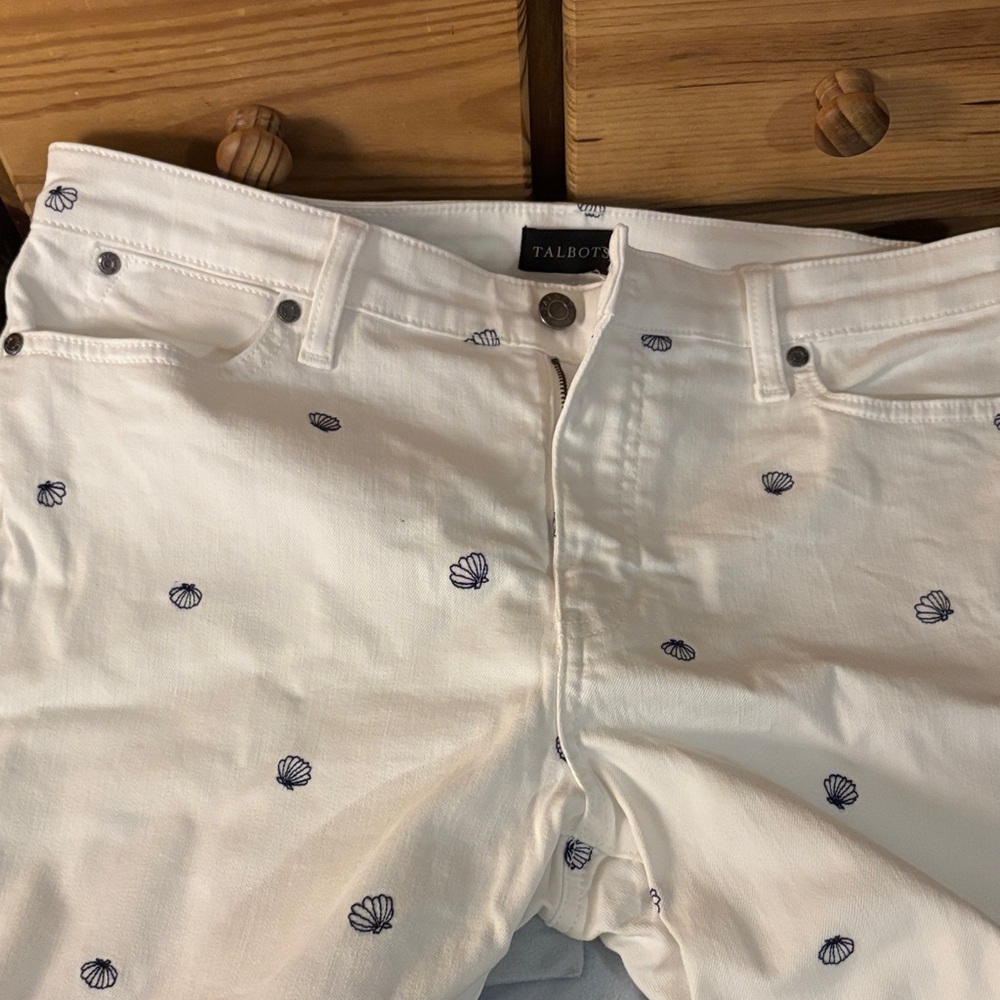 Talbots White Jeans with Navy Shell Embroidery Detail